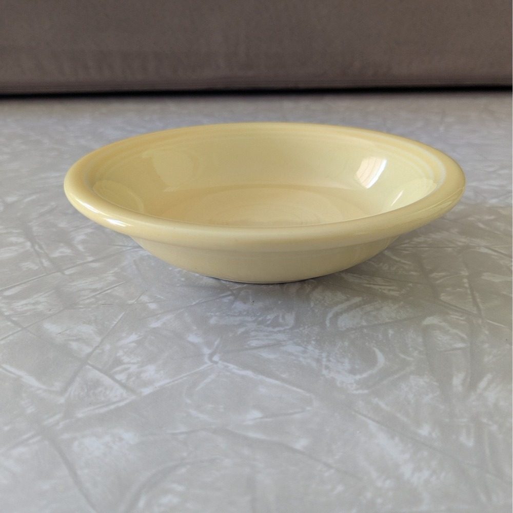 Fiesta Fiestaware 6oz Fruit Dessert Berry Bowl 5 3/8" Post 1986 Yellow Retired